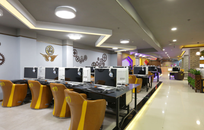 特點風(fēng)格網(wǎng)咖墻面裝飾效果圖