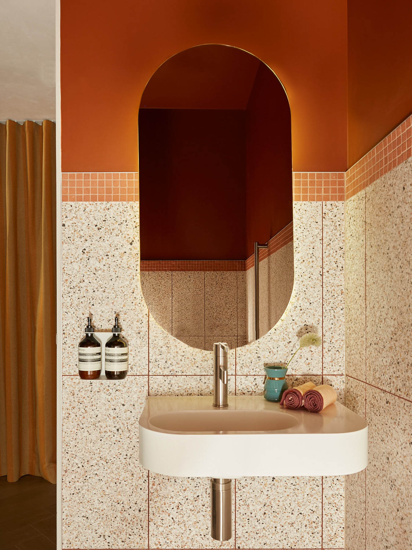 私人牙科診室內部清洗區