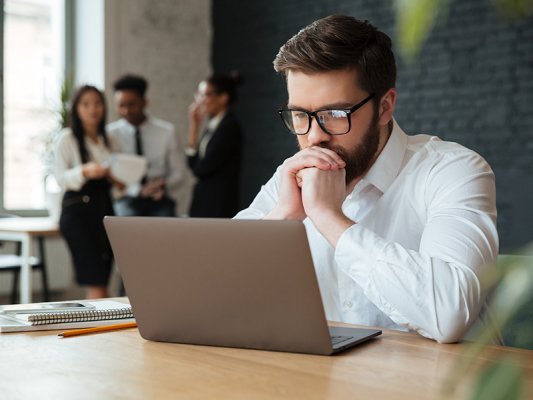 你的辦公室裝修對了嗎？關于空間、效率與人性化的深度反思